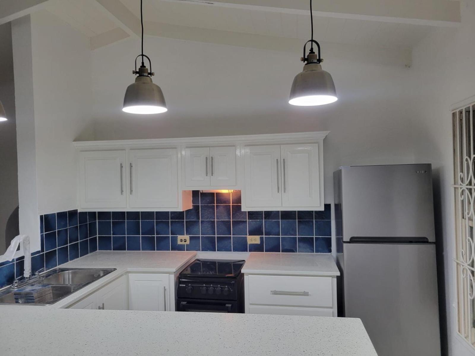 Attractive 2-Bed Apartment Stunning Sea View Dickenson Bay Exterior photo